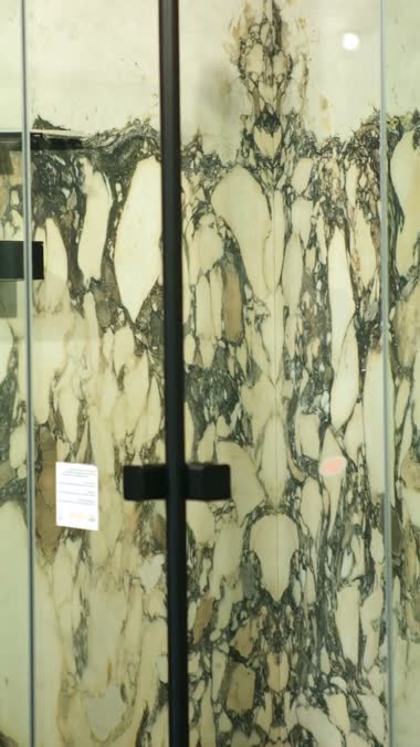 Showroom’dan
